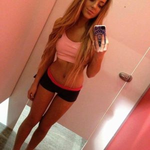 Jenna, 22 ans — faut qu’on fasse des bêtises 🤪 Jenna - rencontre-Ronde-Le Blanc-Mesnil